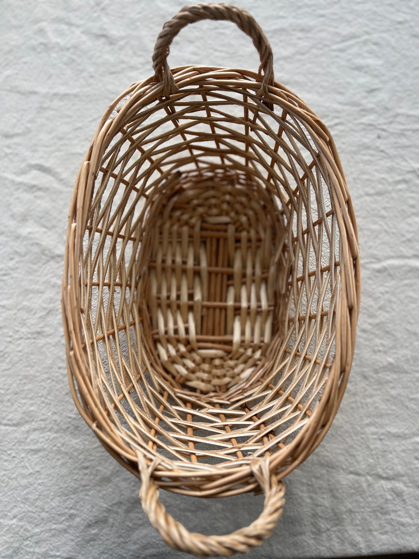 Willow Oval Basket (mini)